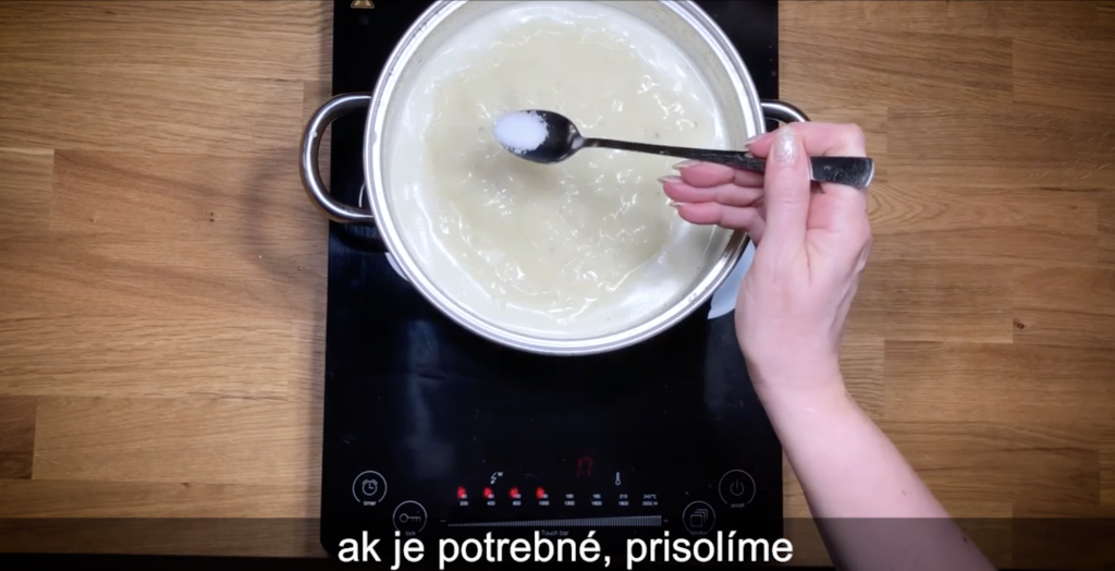cenaková polievka v bochníku krok č. 17