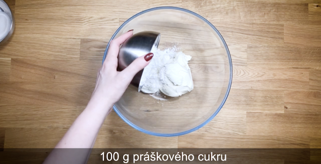 piškótová roláda s lesným ovocím krok č. 18
