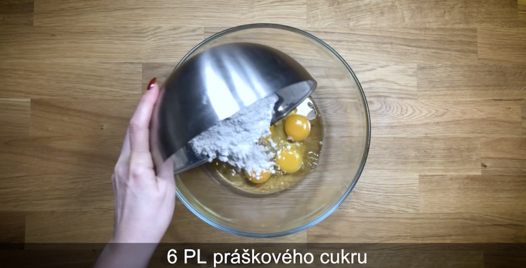 piškótová roláda s lesným ovocím krok č. 2