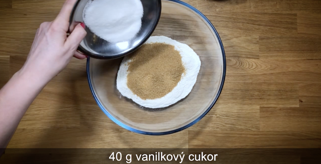 slivkový koláč s mrveničkou krok č. 5