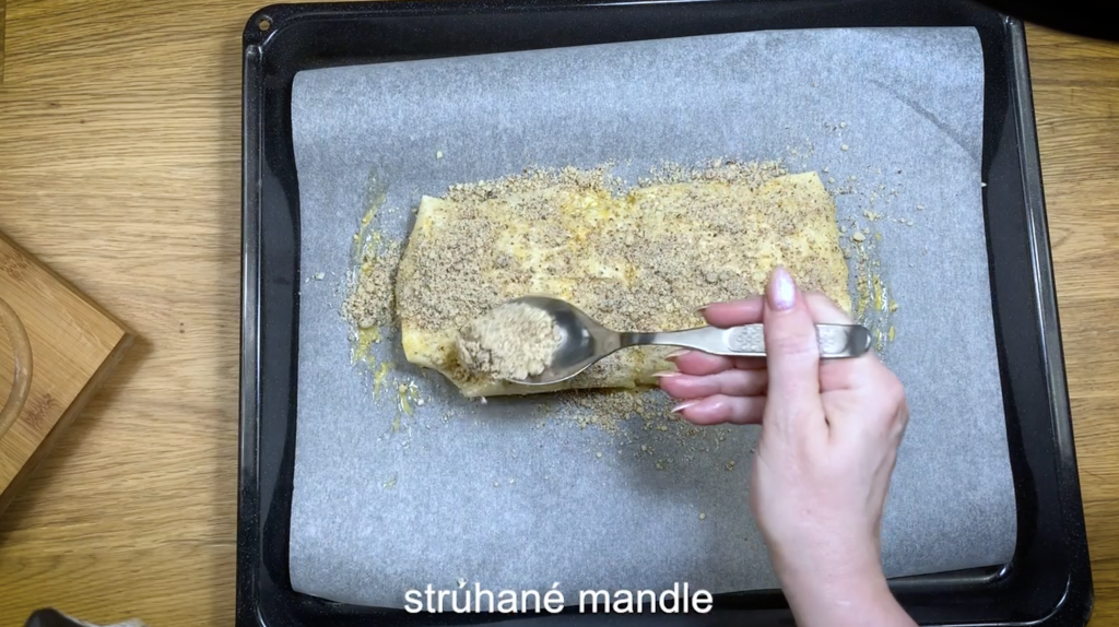 Tvarohový závin s mandľami a kokosom krok č. 12