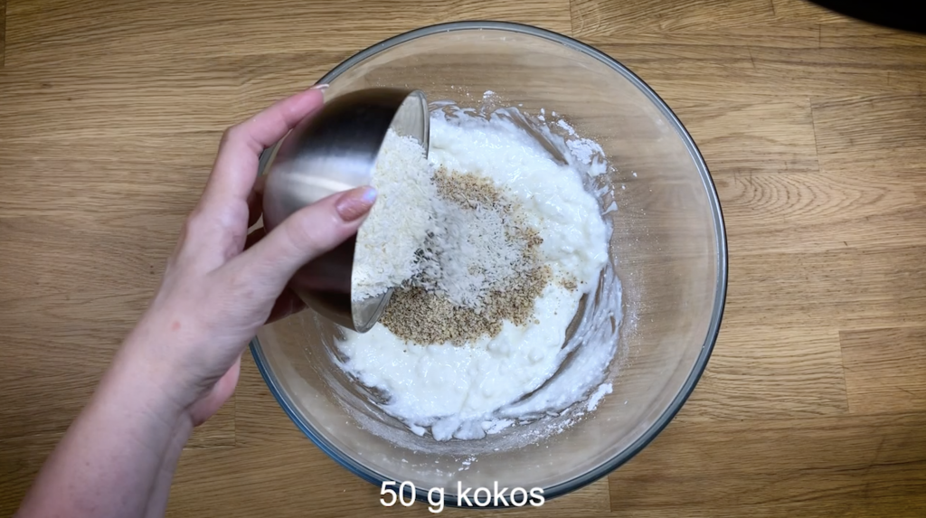 Tvarohový závin s mandľami a kokosom krok č. 6